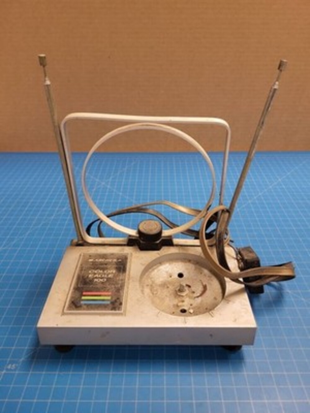 Archer Color Eagle 100 TV Antenna Vintage Indoor UHF VHF Radio Shack 15-1808